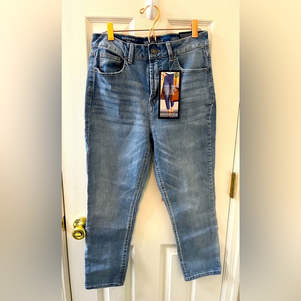 Sound Style New York, size 10, cropped Jeans new with tags!